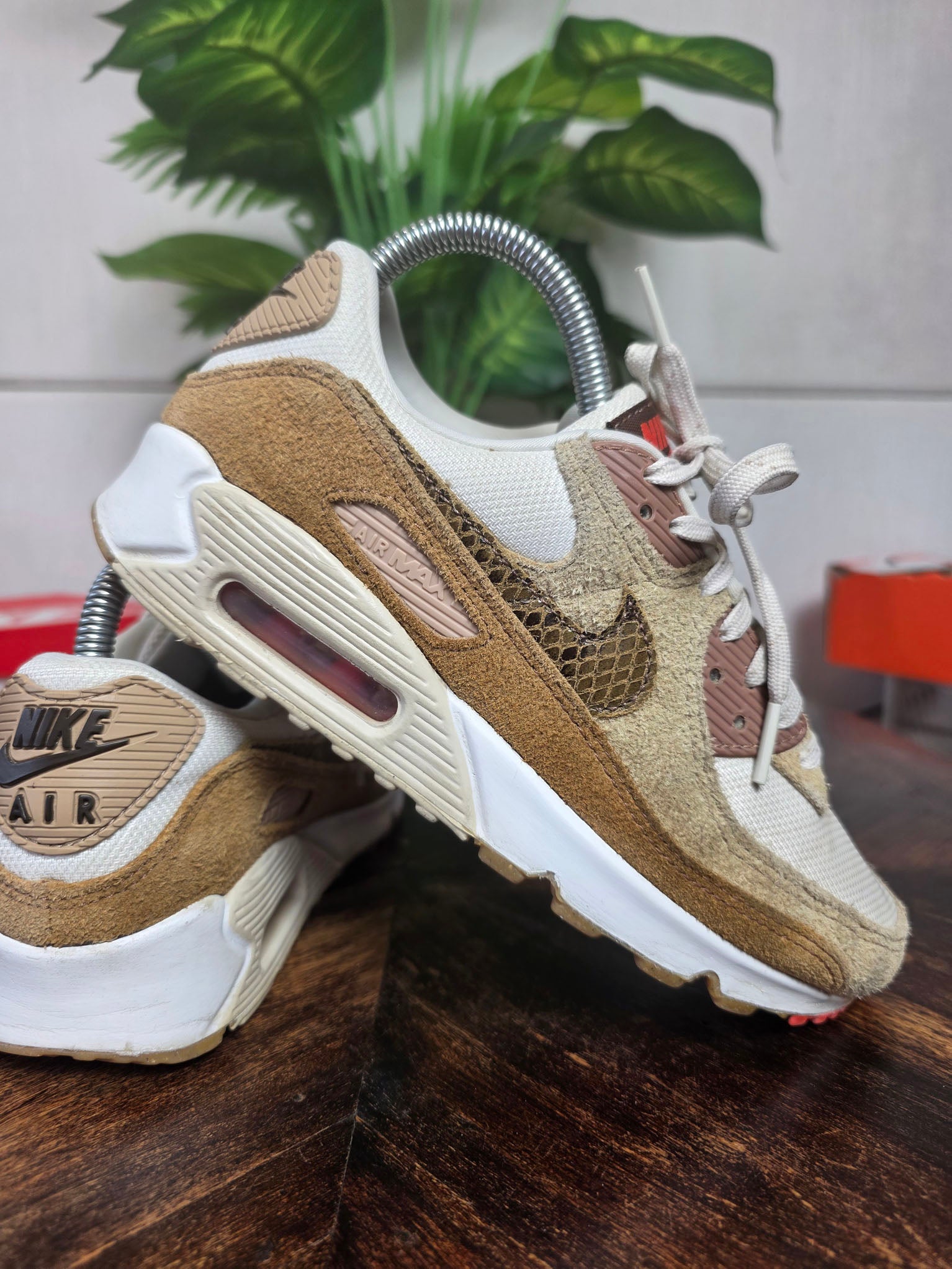 Nike Air Max 90 Snakeskin Swoosh maat 37,5