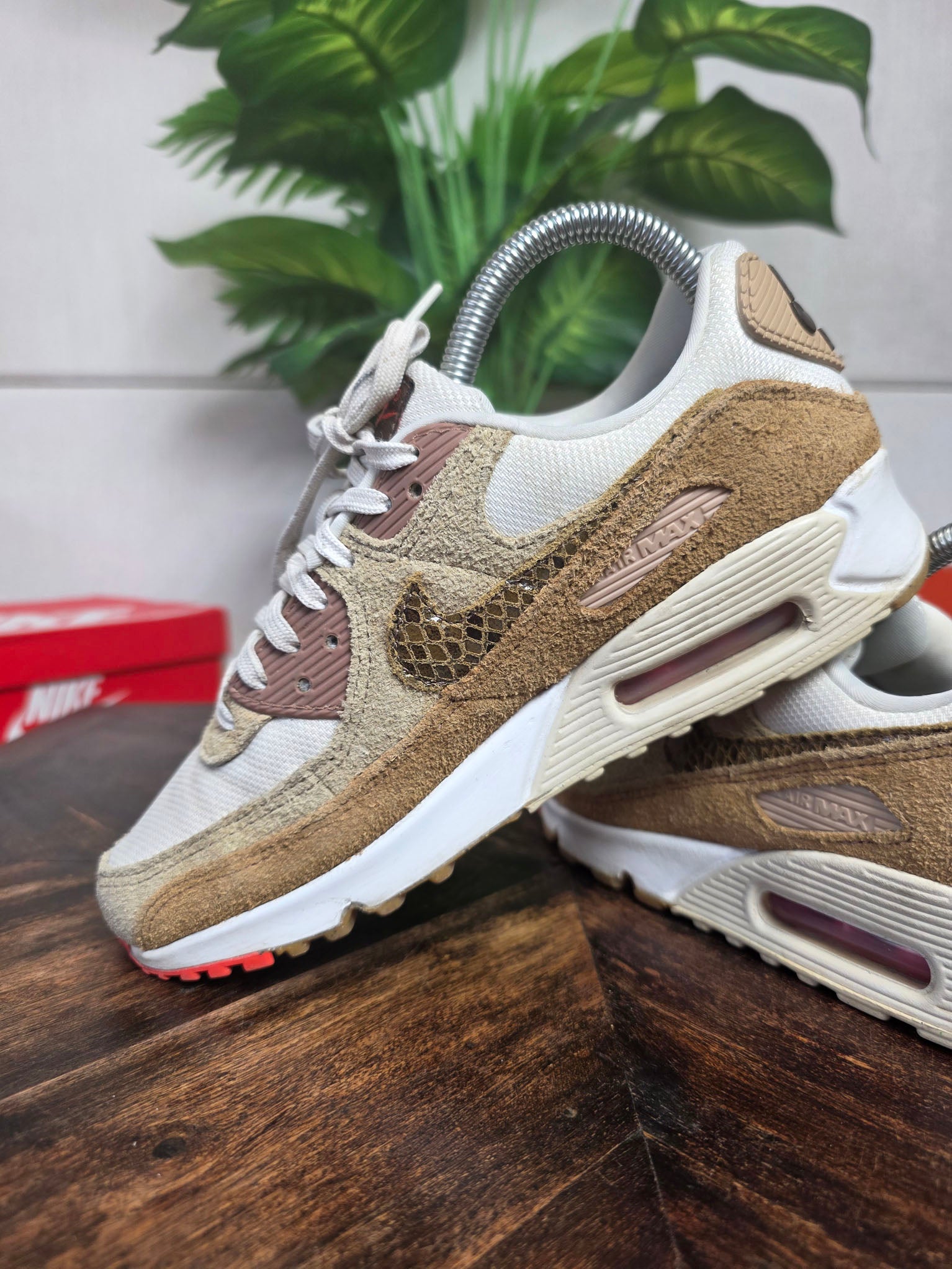 Nike Air Max 90 Snakeskin Swoosh maat 37,5