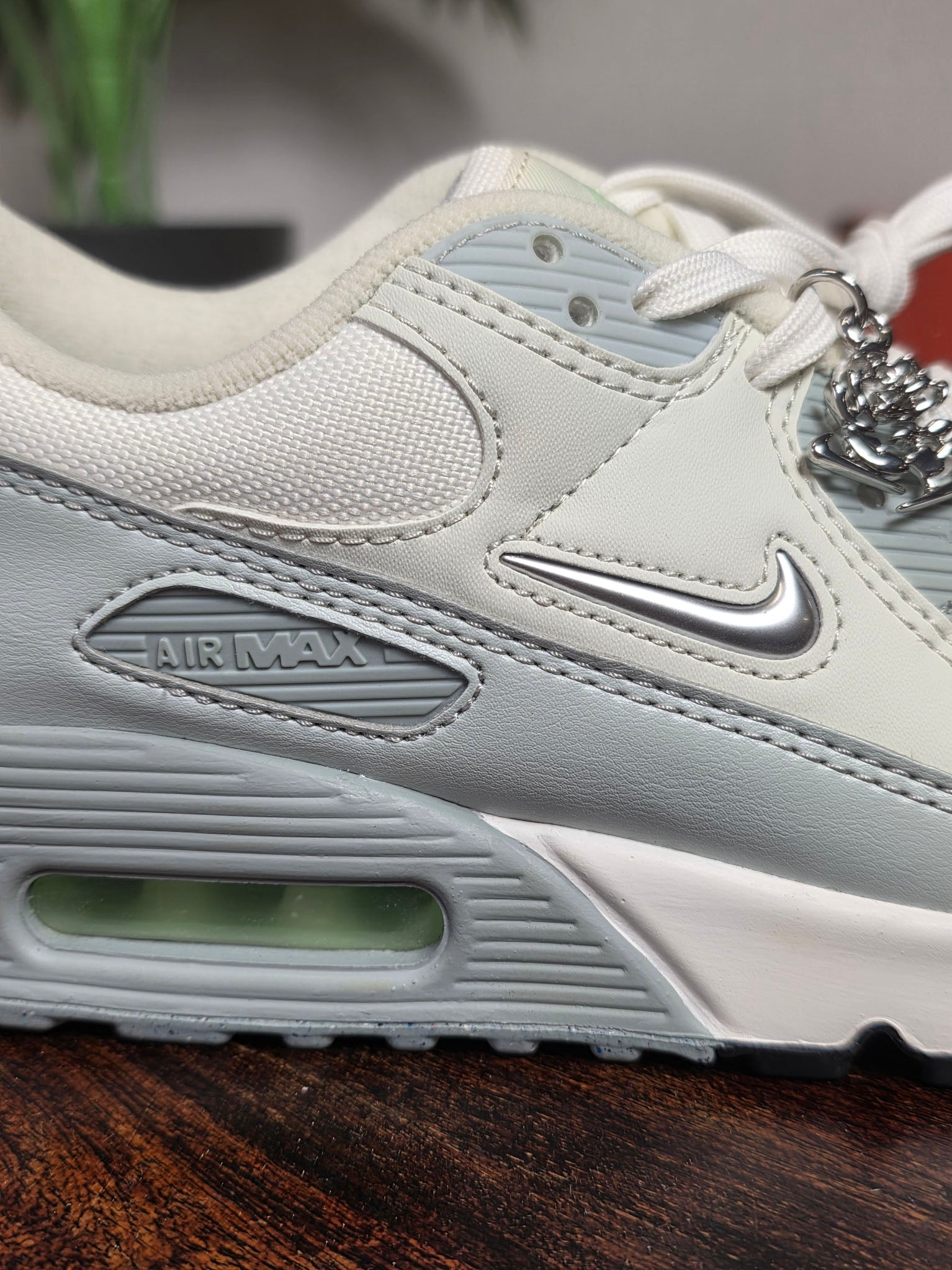 Nike Air Max 90 SE Molten Metal maat 39
