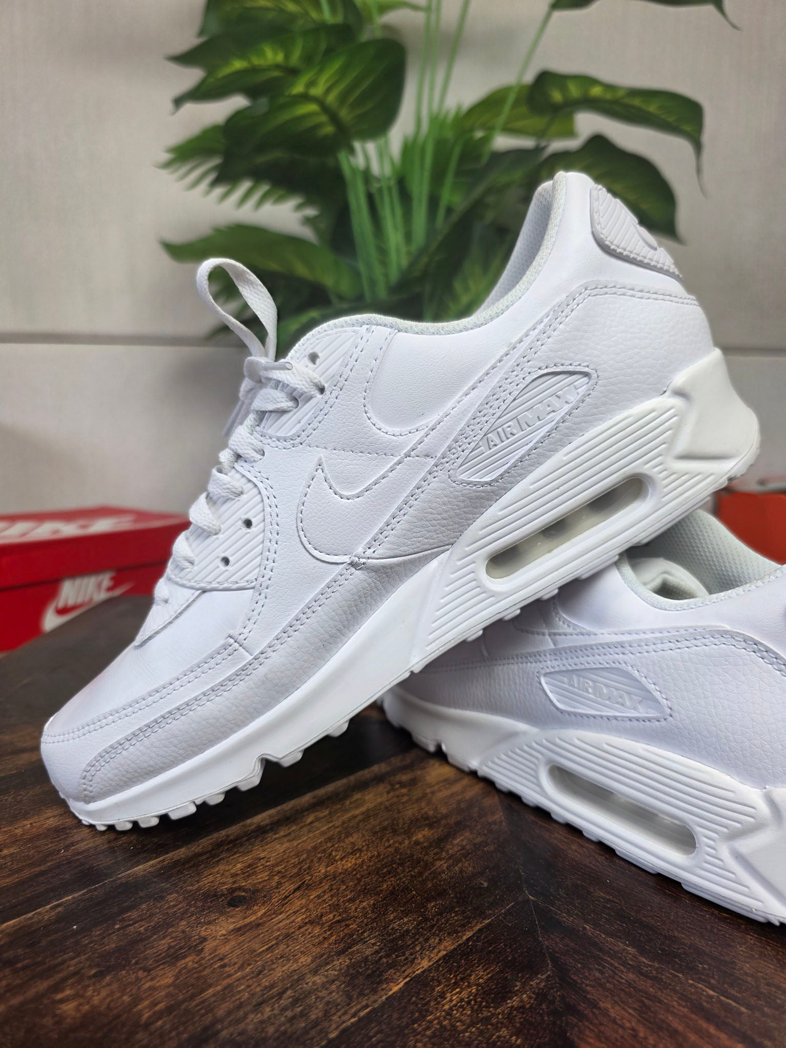 Nike Air Max 90 Triple White LTR maat 46