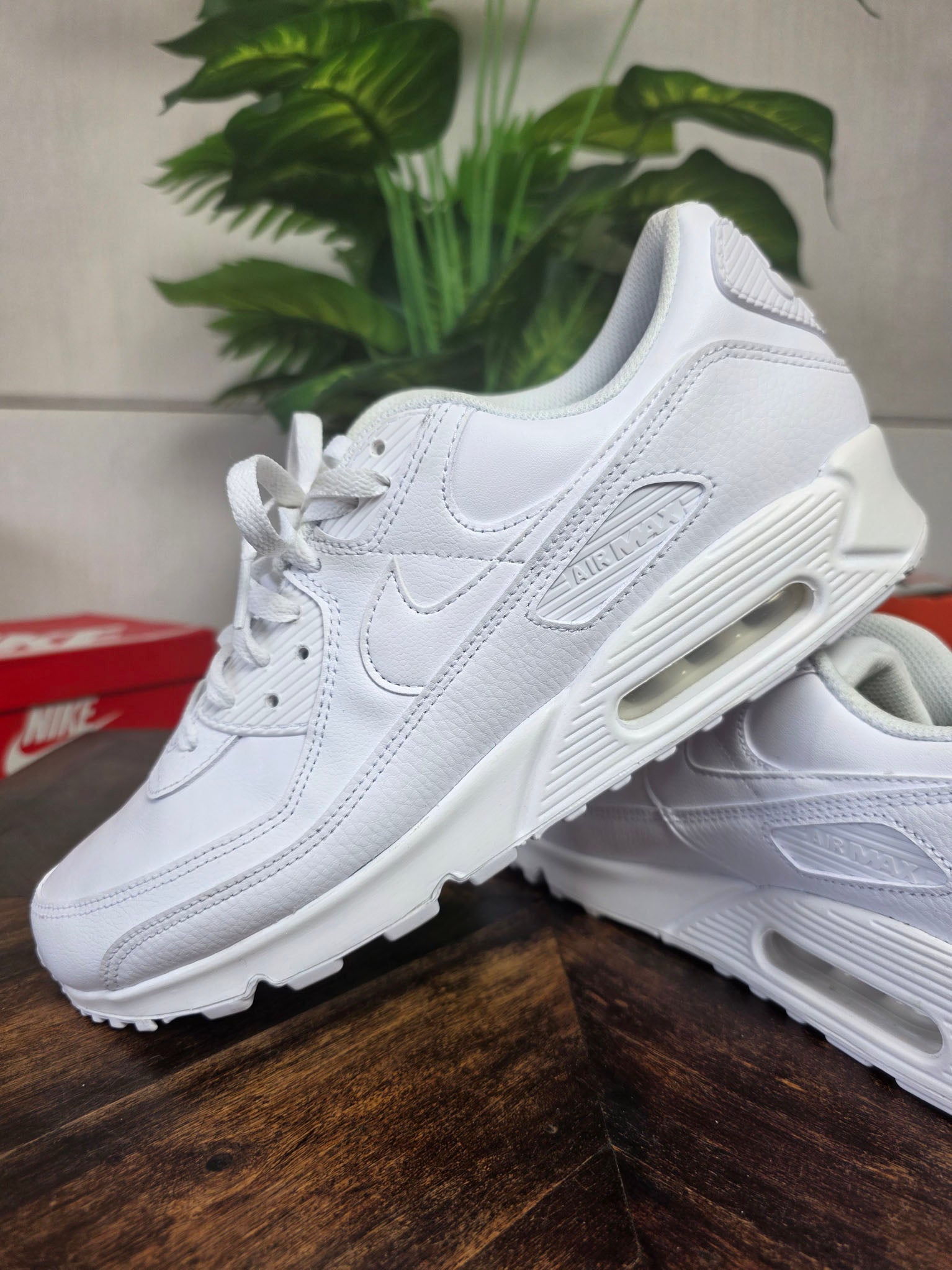 Nike Air Max 90 Triple White LTR maat 46