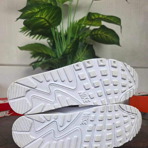 Nike Air Max 90 Triple White LTR maat 46