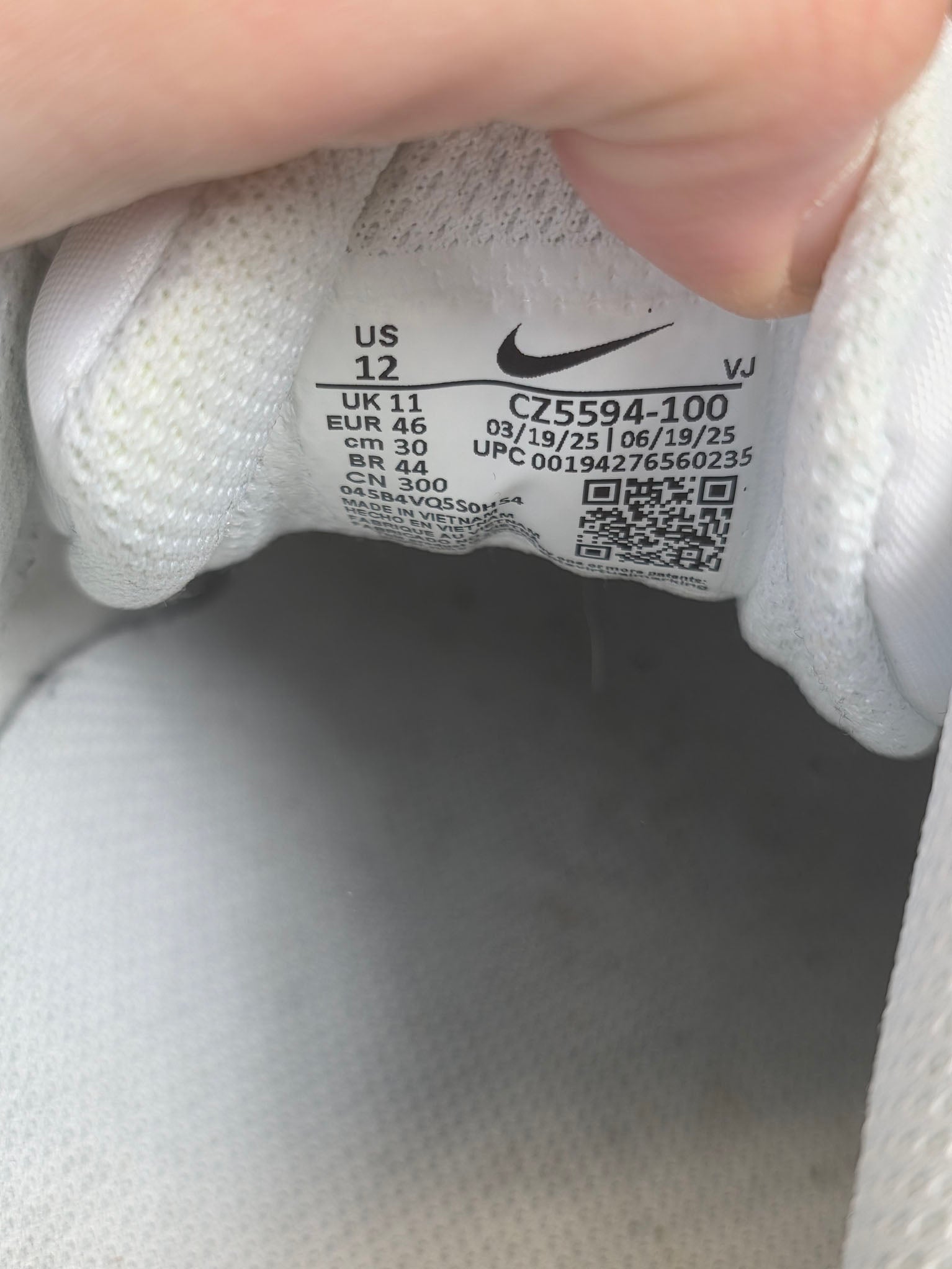 Nike Air Max 90 Triple White LTR maat 46
