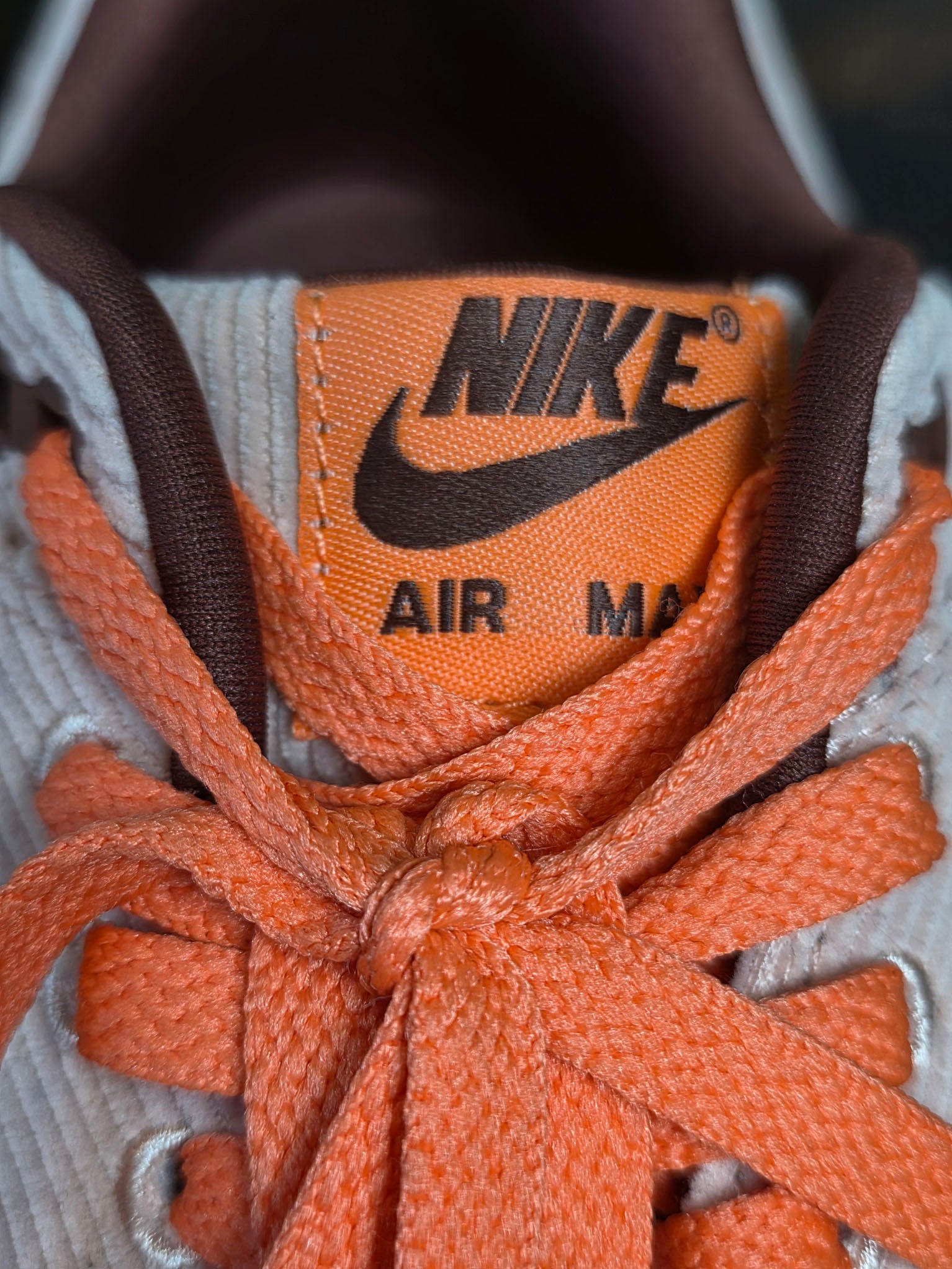 Nike Air Max 1 PRM Corduroy Stardust maat 42,5