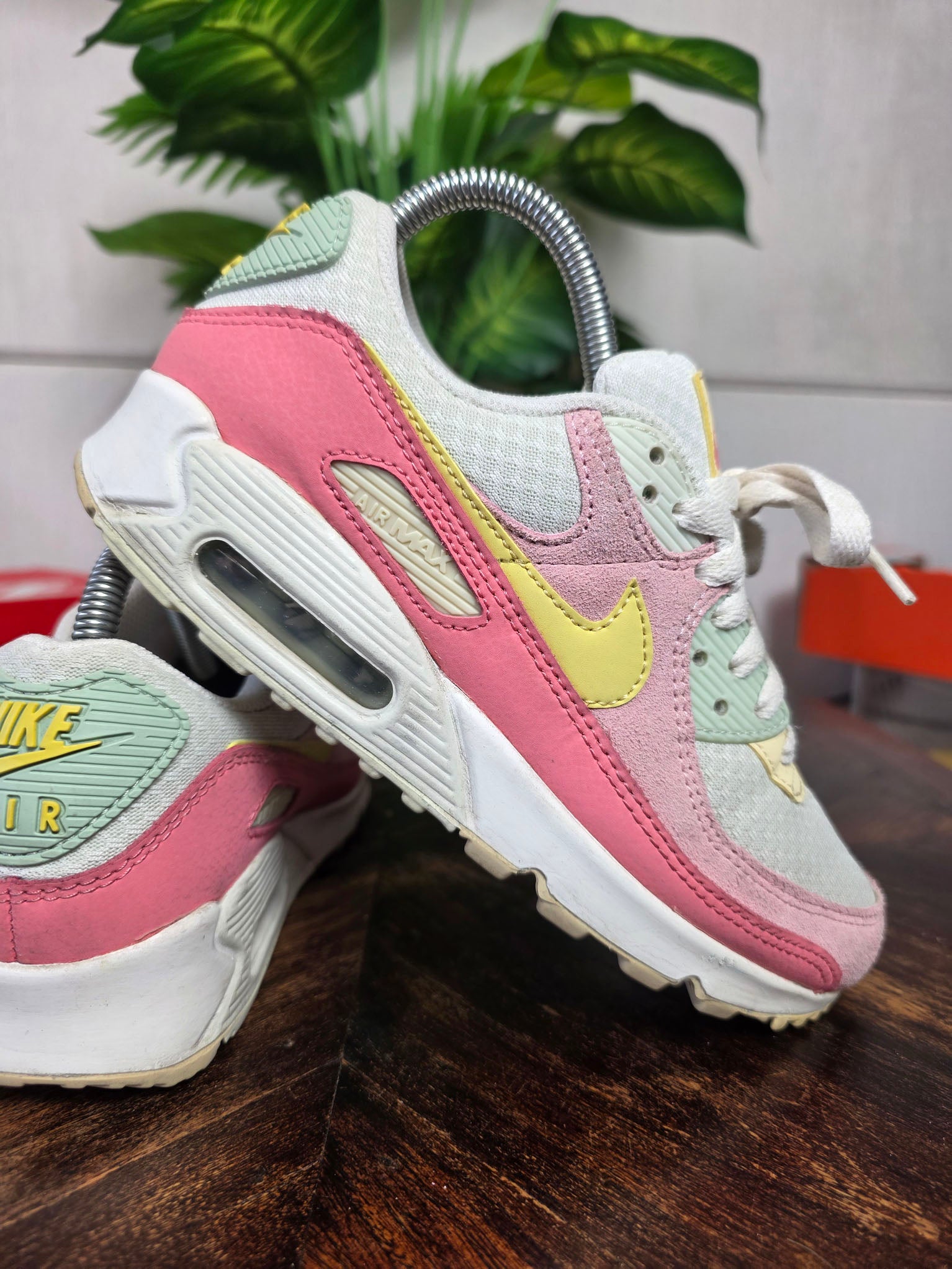 Nike Air Max 90 Pink Salt Sea Glass maat 38