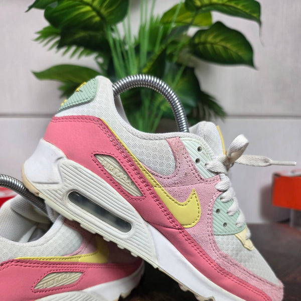 Nike Air Max 90 Pink Salt Sea Glass maat 38