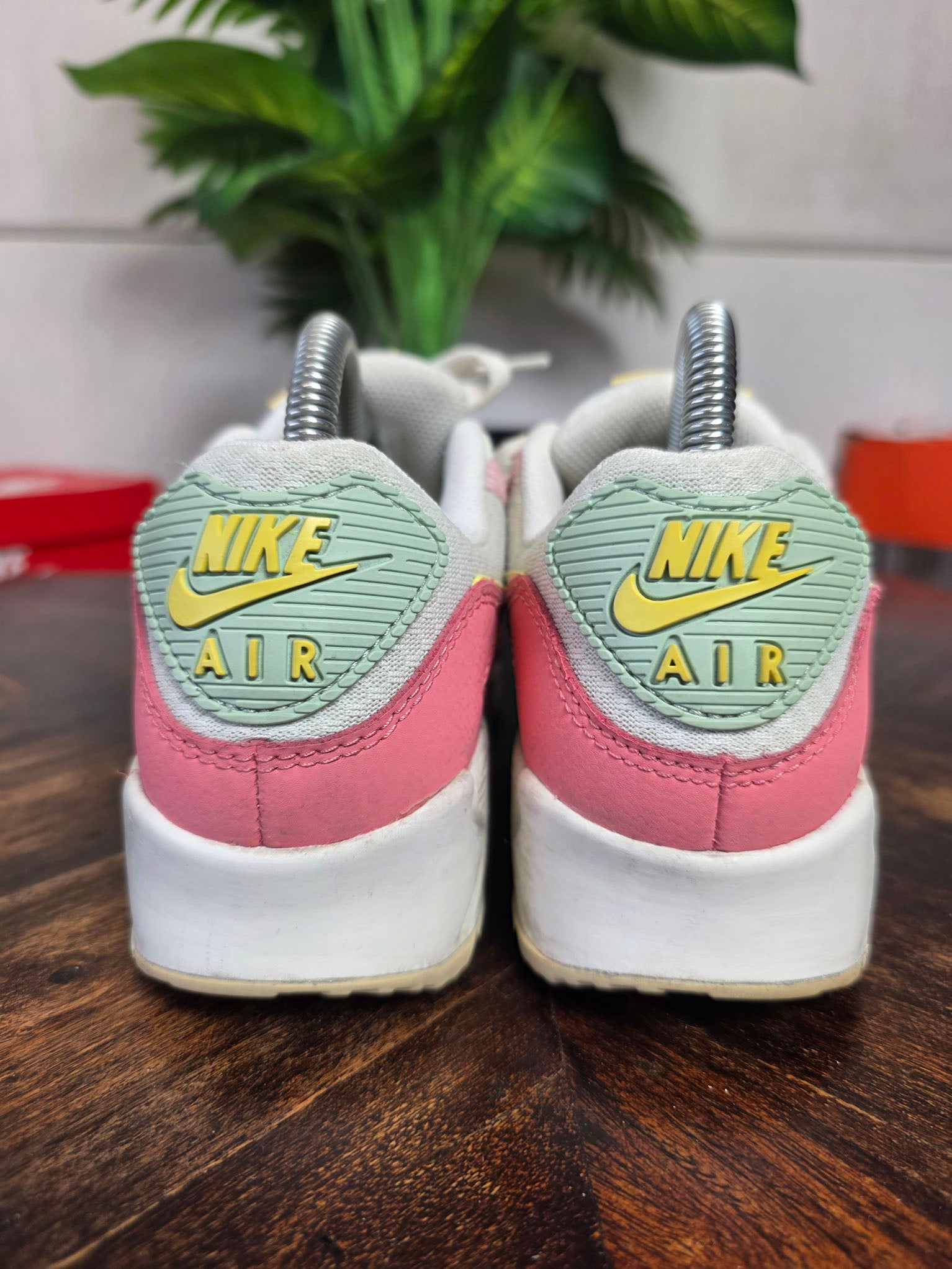 Nike Air Max 90 Pink Salt Sea Glass maat 38