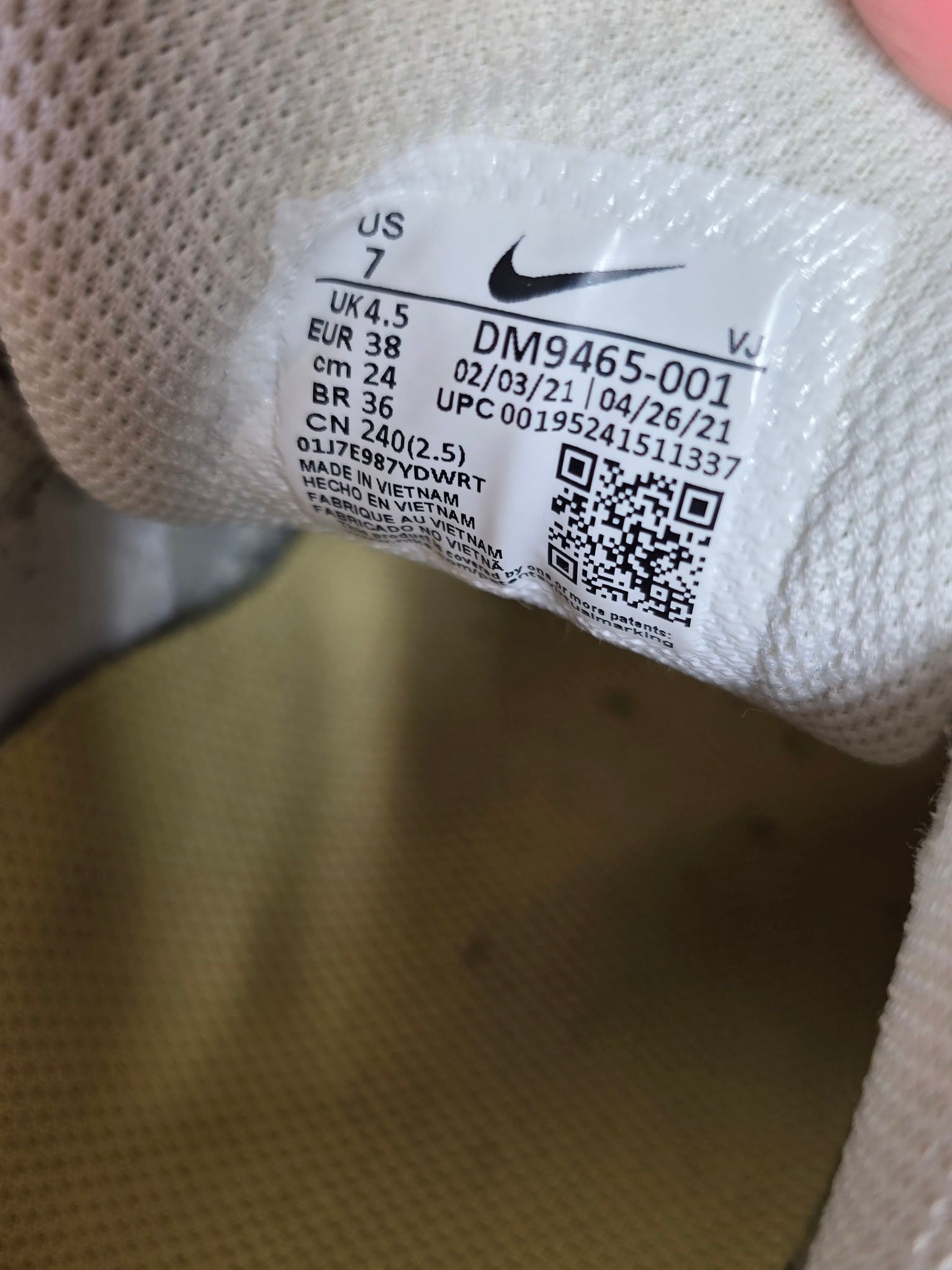 Nike Air Max 90 Pink Salt Sea Glass maat 38