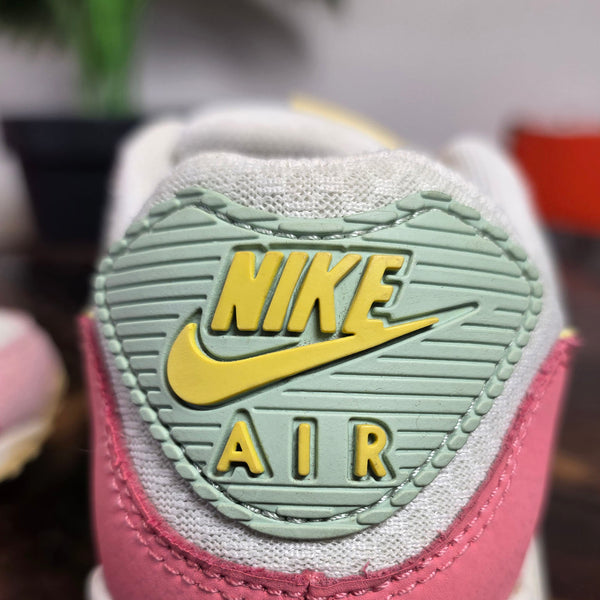 Nike Air Max 90 Pink Salt Sea Glass maat 38