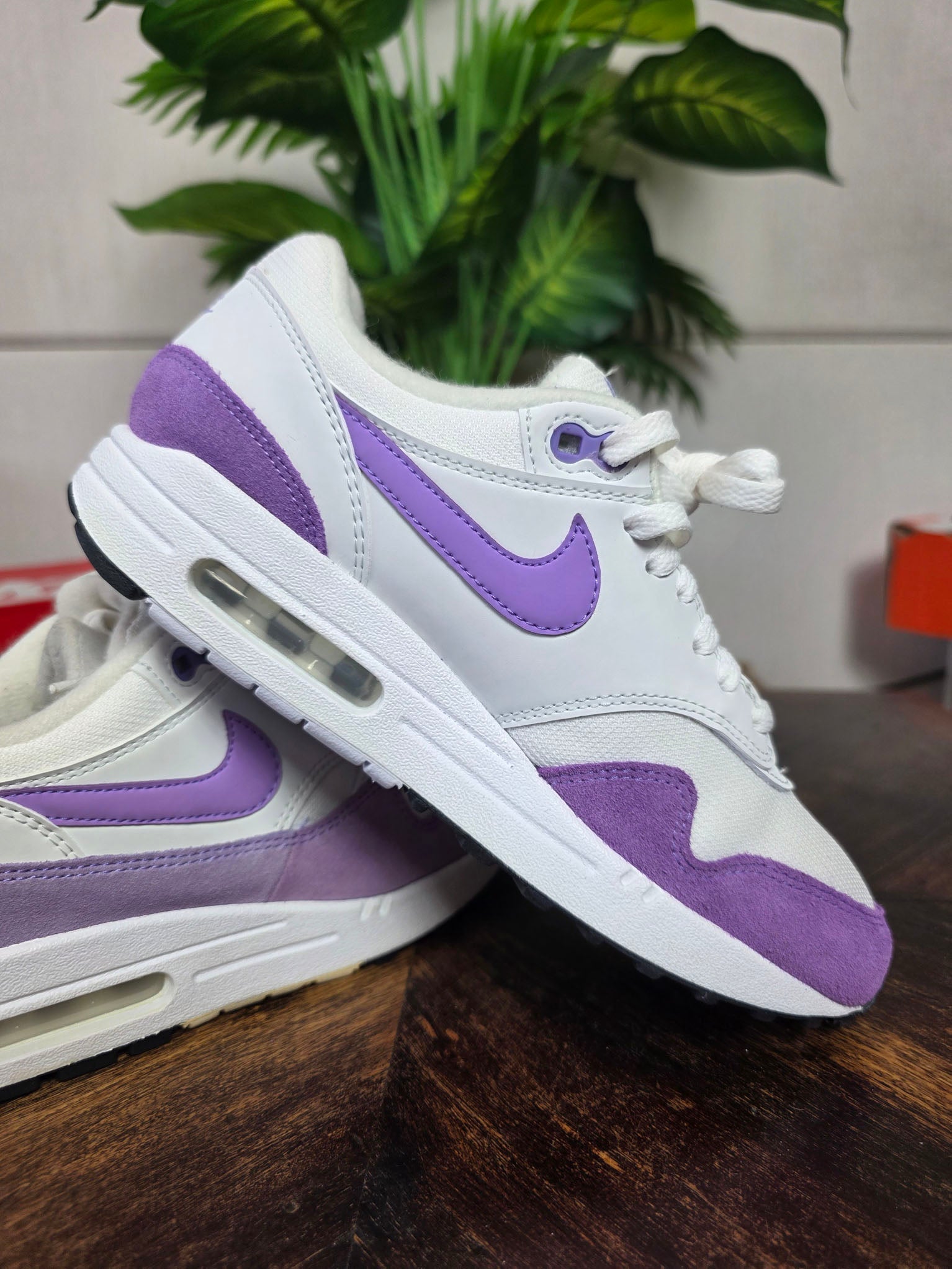 Nike Air Max 1 Atomic Violet maat 38,5