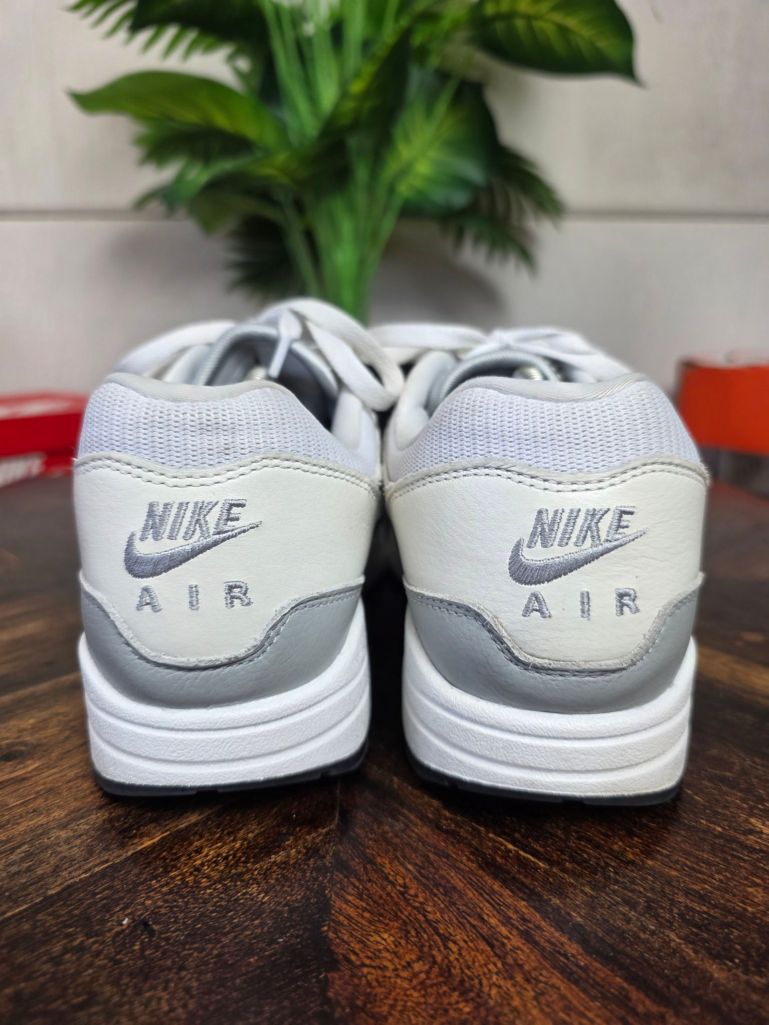 Nike Air Max 1 Grey White maat 44,5