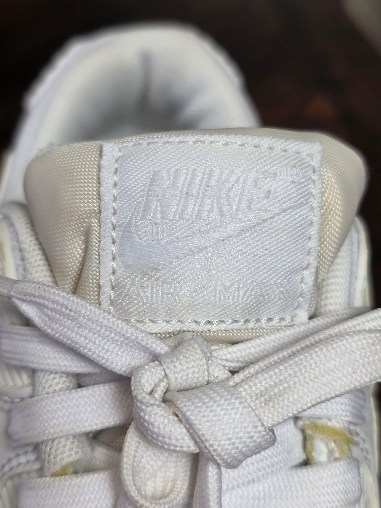 Nike Air Max 90 Triple White maat 37,5