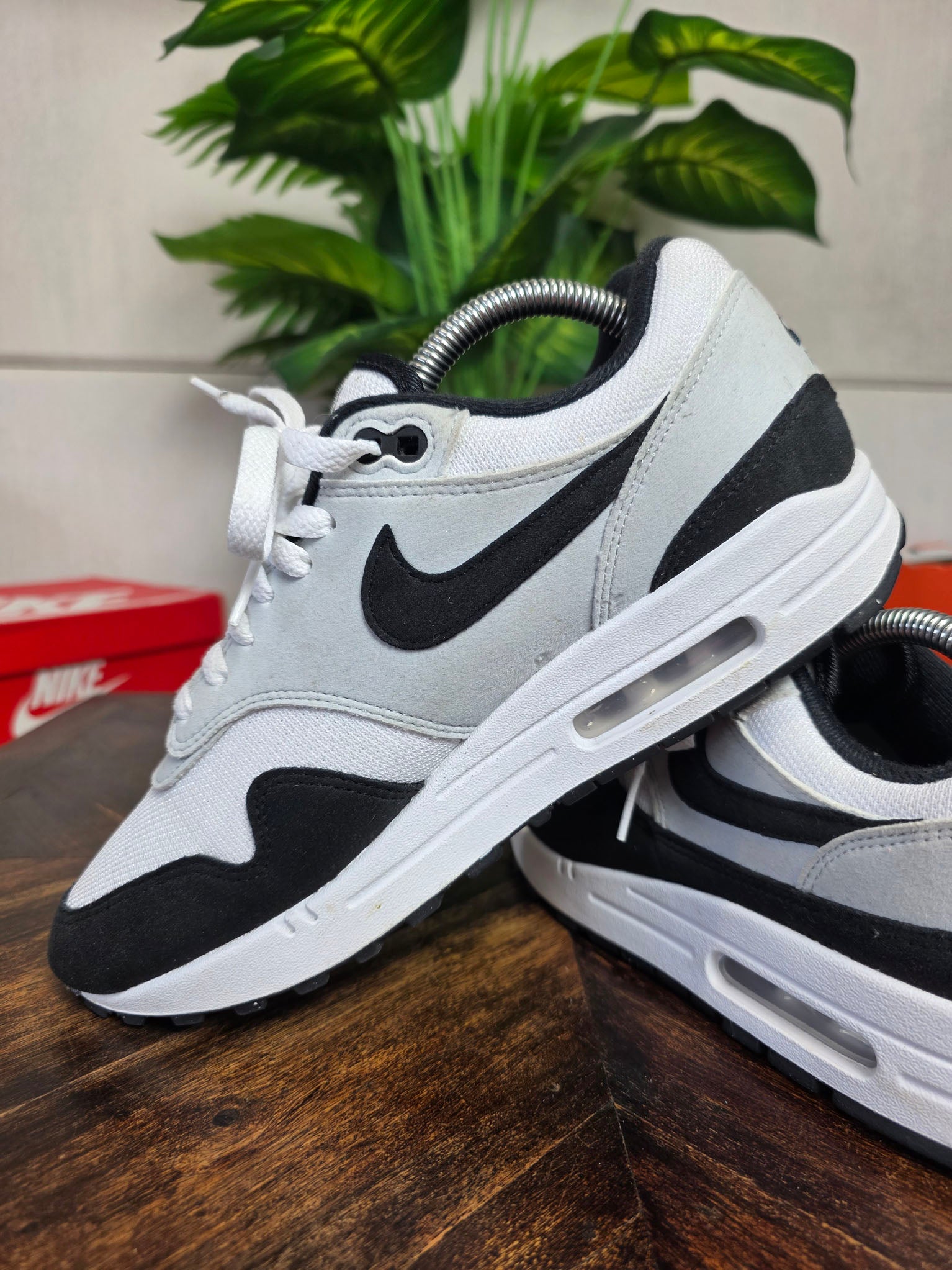 Nike Air Max 1 Black White maat 41