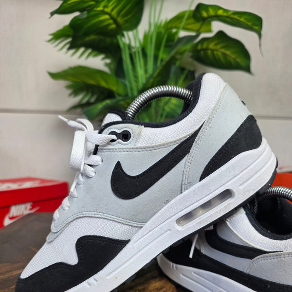 Nike Air Max 1 Black White maat 41
