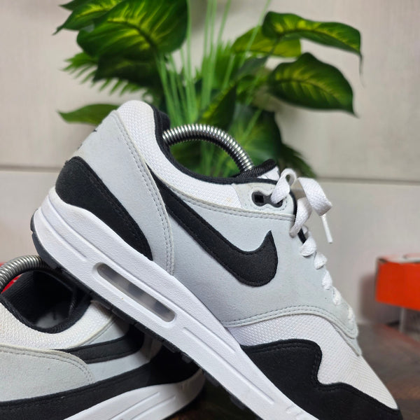 Nike Air Max 1 Black White maat 41