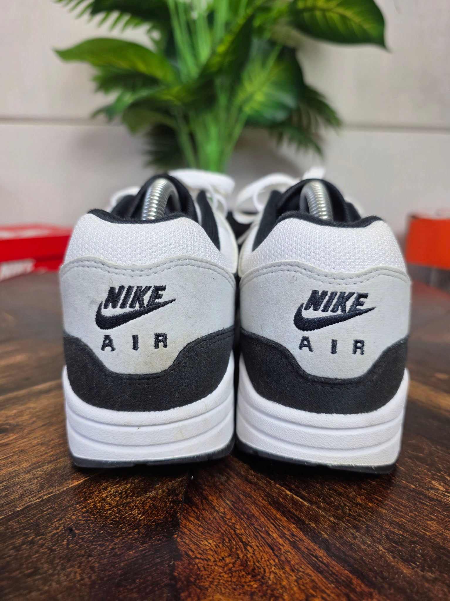Nike Air Max 1 Black White maat 41