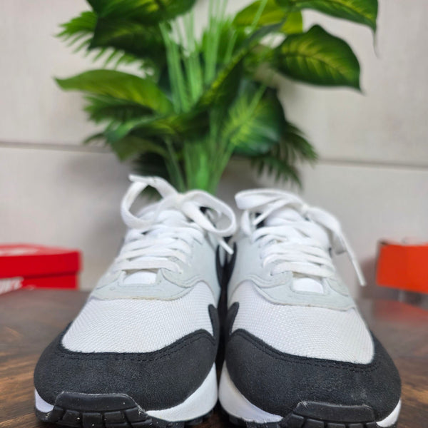 Nike Air Max 1 Black White maat 41