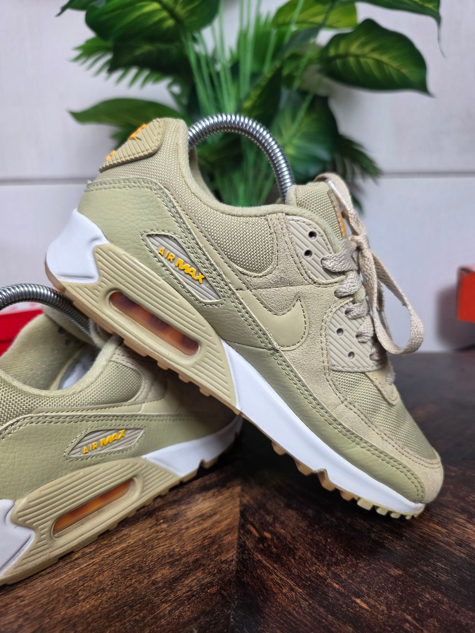 Nike Air Max 90 Wheat Grass maat 37,5