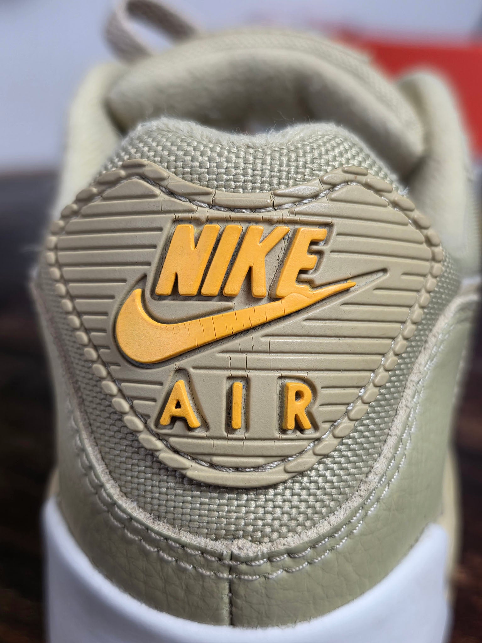 Nike Air Max 90 Wheat Grass maat 37,5