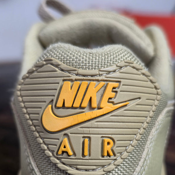 Nike Air Max 90 Wheat Grass maat 37,5