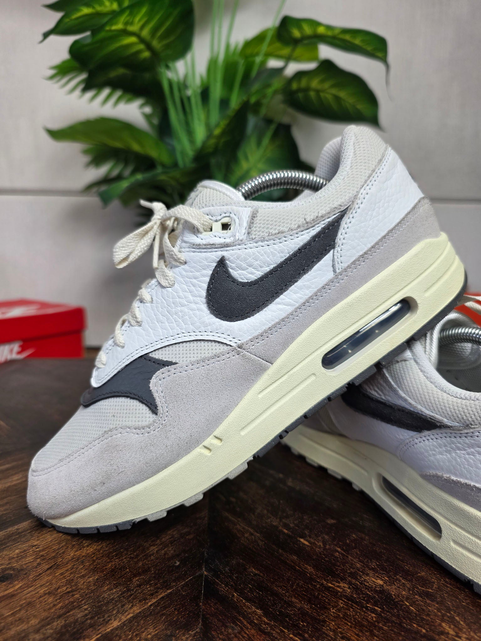 Nike Air Max 1 Greyscale maat 43