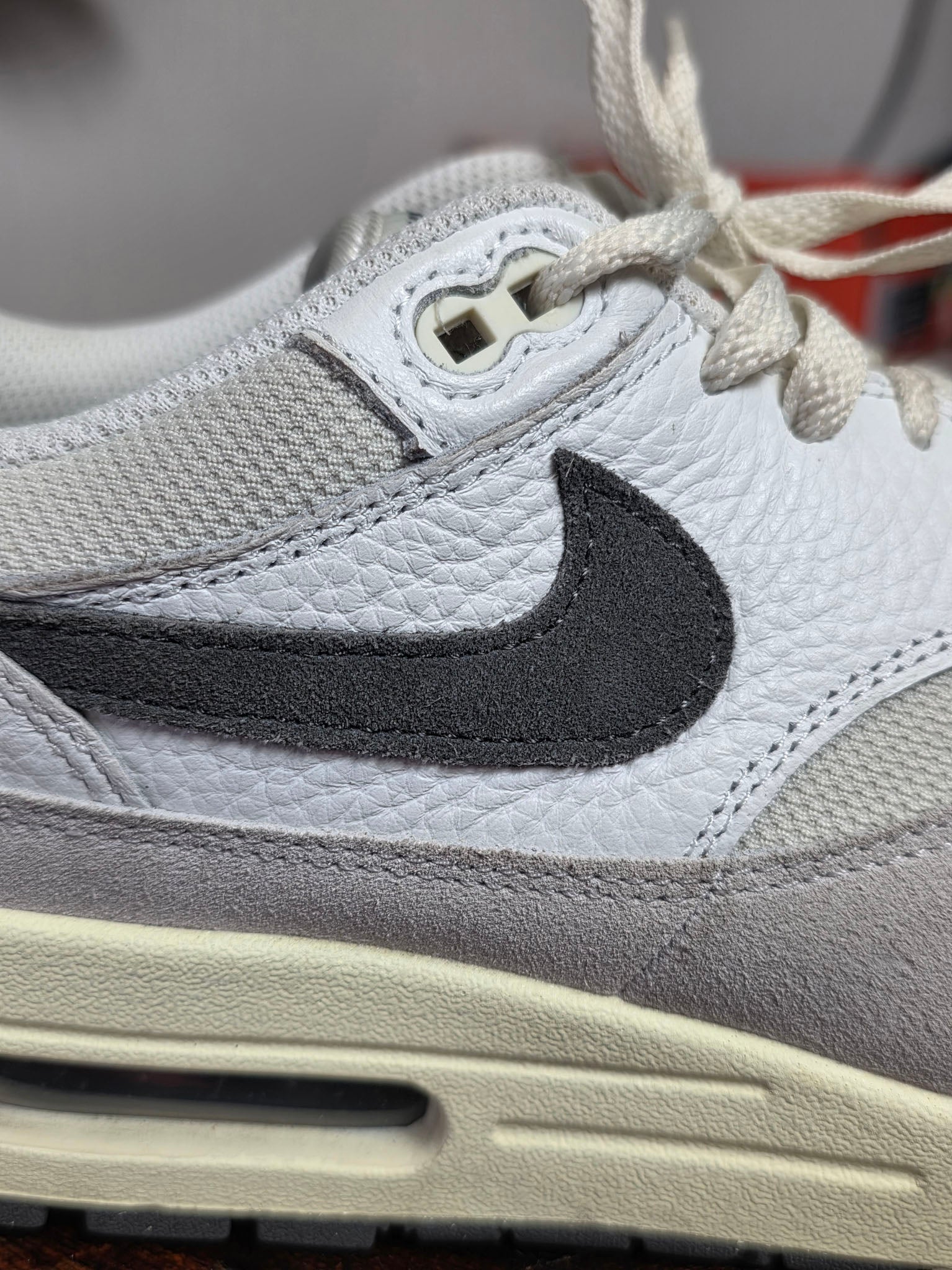 Nike Air Max 1 Greyscale maat 43