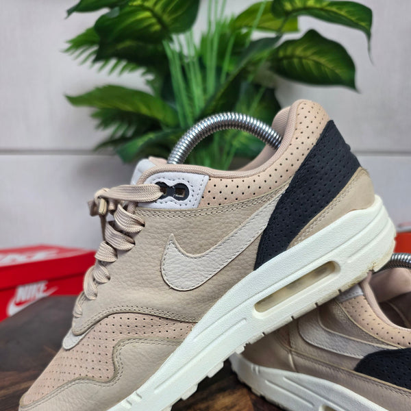 Nike Air Max 1 Pinnacle Mushroom maat 40,5