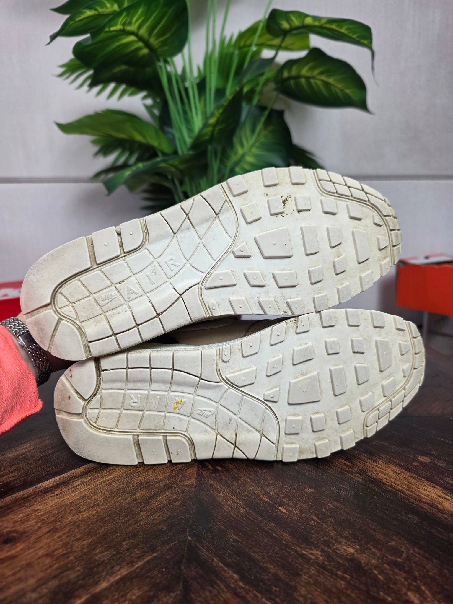 Nike Air Max 1 Pinnacle Mushroom maat 40,5