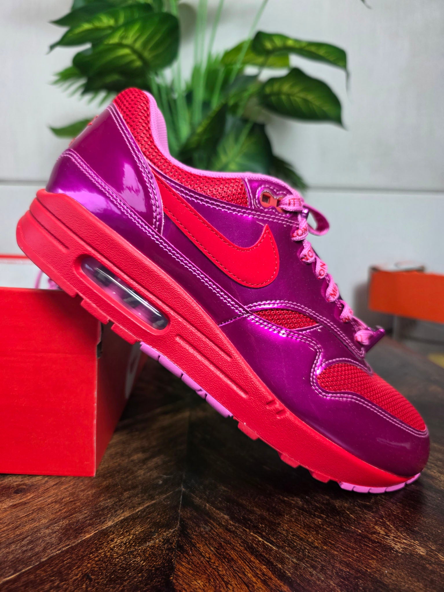 Nike Air Max 1 Valentine's Day Playful Pink maat 44,5
