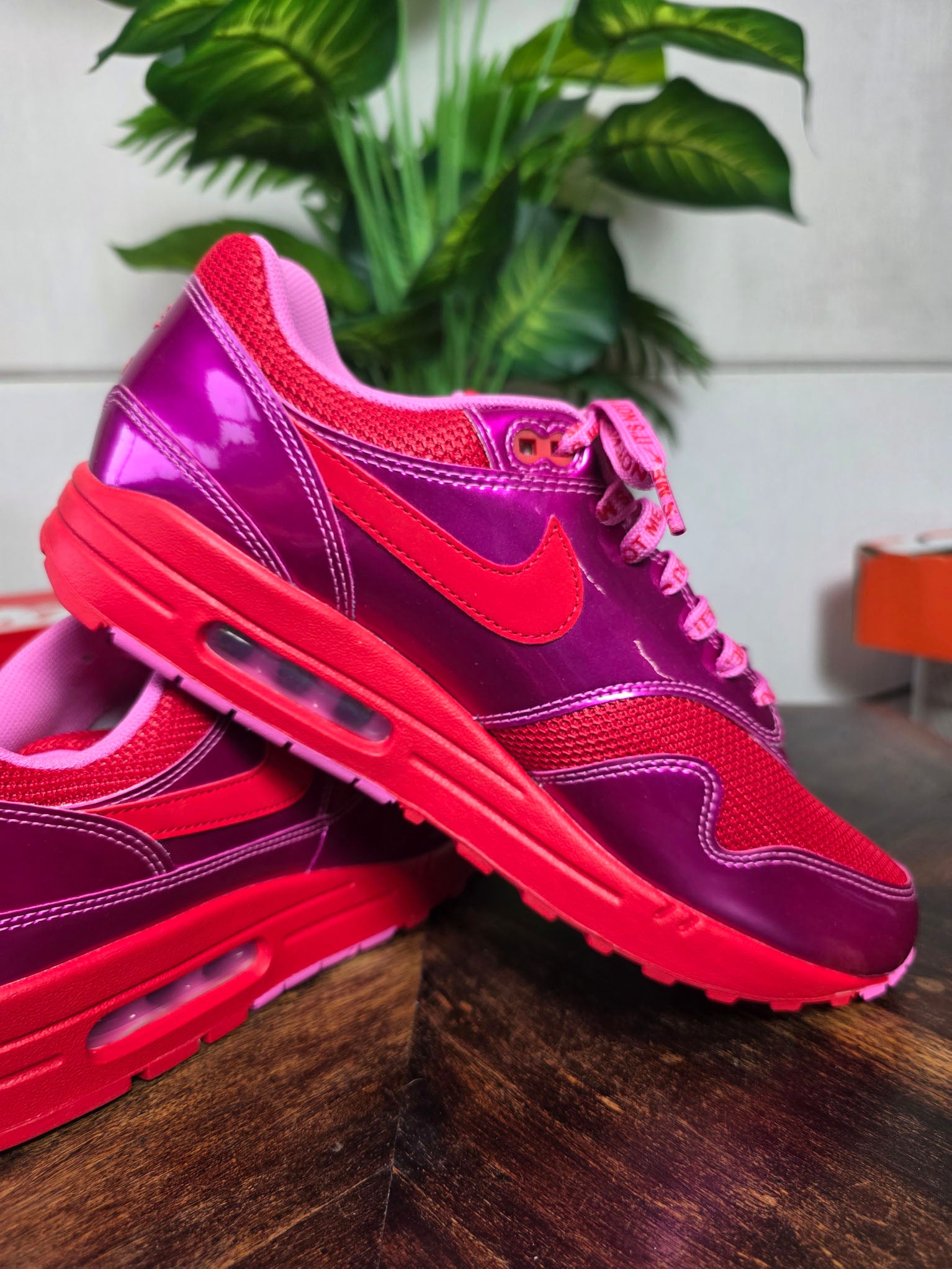Nike Air Max 1 Valentine's Day Playful Pink maat 44,5
