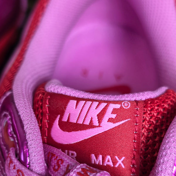 Nike Air Max 1 Valentine's Day Playful Pink maat 44,5