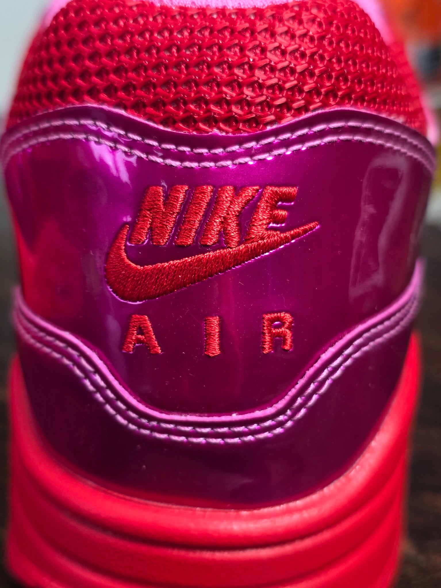 Nike Air Max 1 Valentine's Day Playful Pink maat 44,5