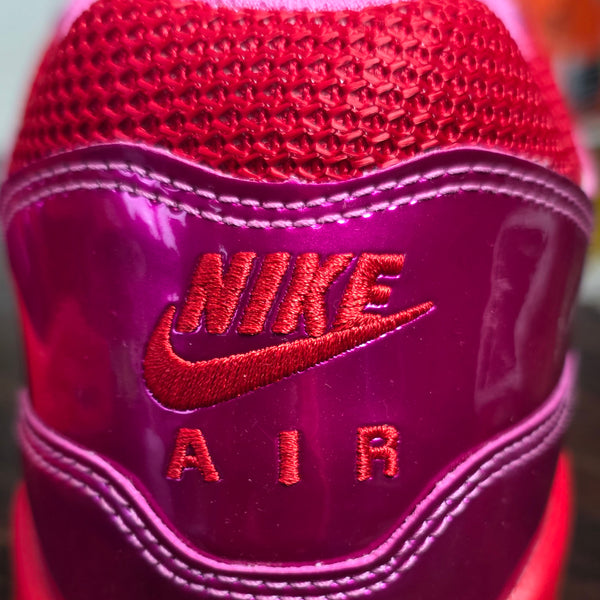 Nike Air Max 1 Valentine's Day Playful Pink maat 44,5