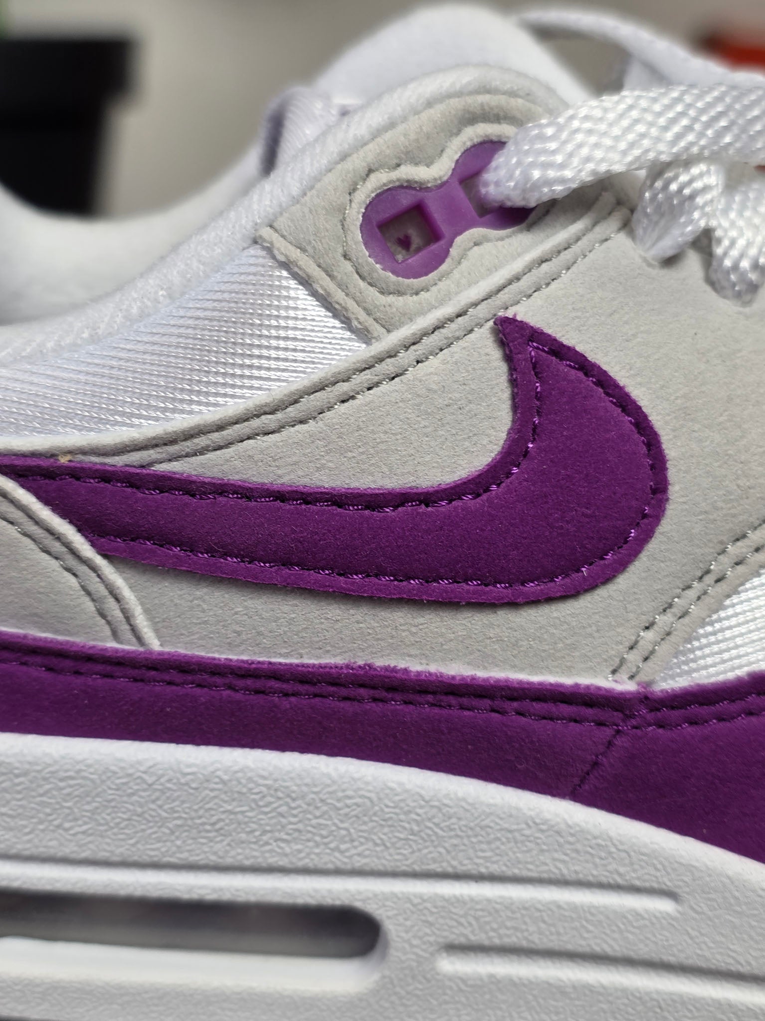 Nike Air Max 1 Bold Berry maat 36