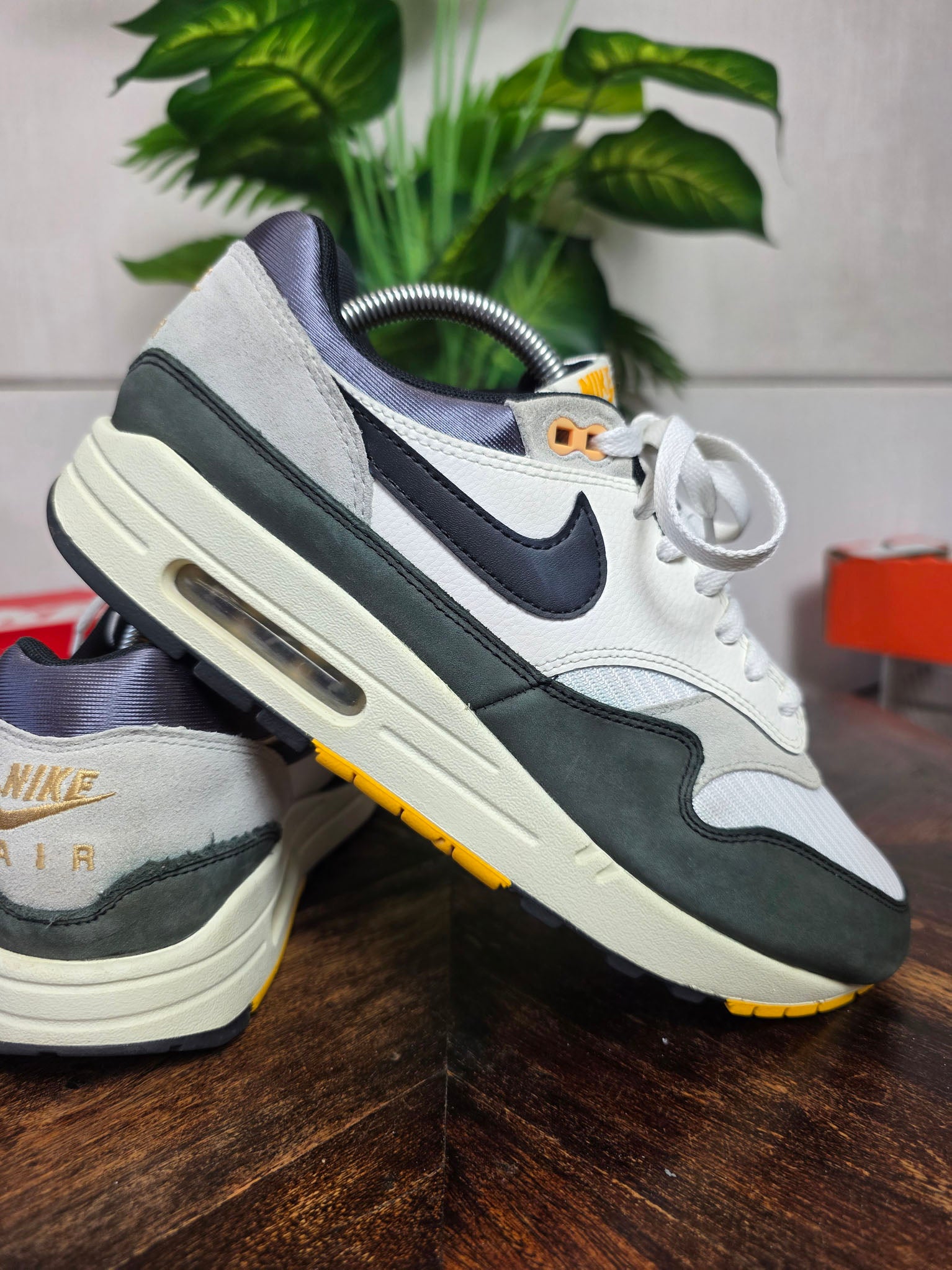 Nike Air Max 1 "Athletic Department" maat 43