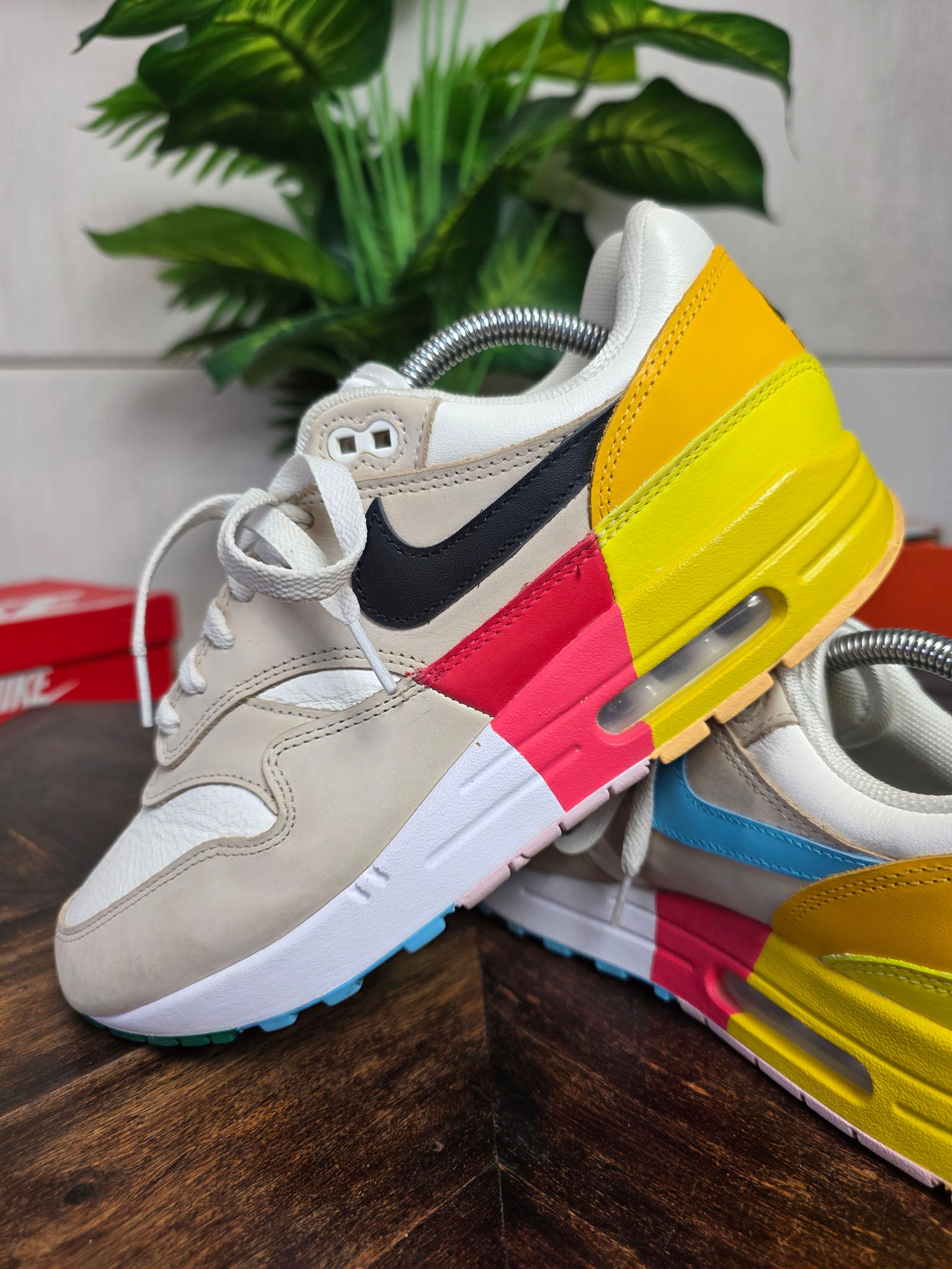 Nike Air Max 1 Multi-Color maat 42
