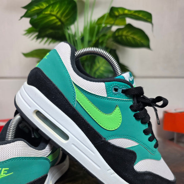 Nike Air Max 1 Neptune Green maat 40