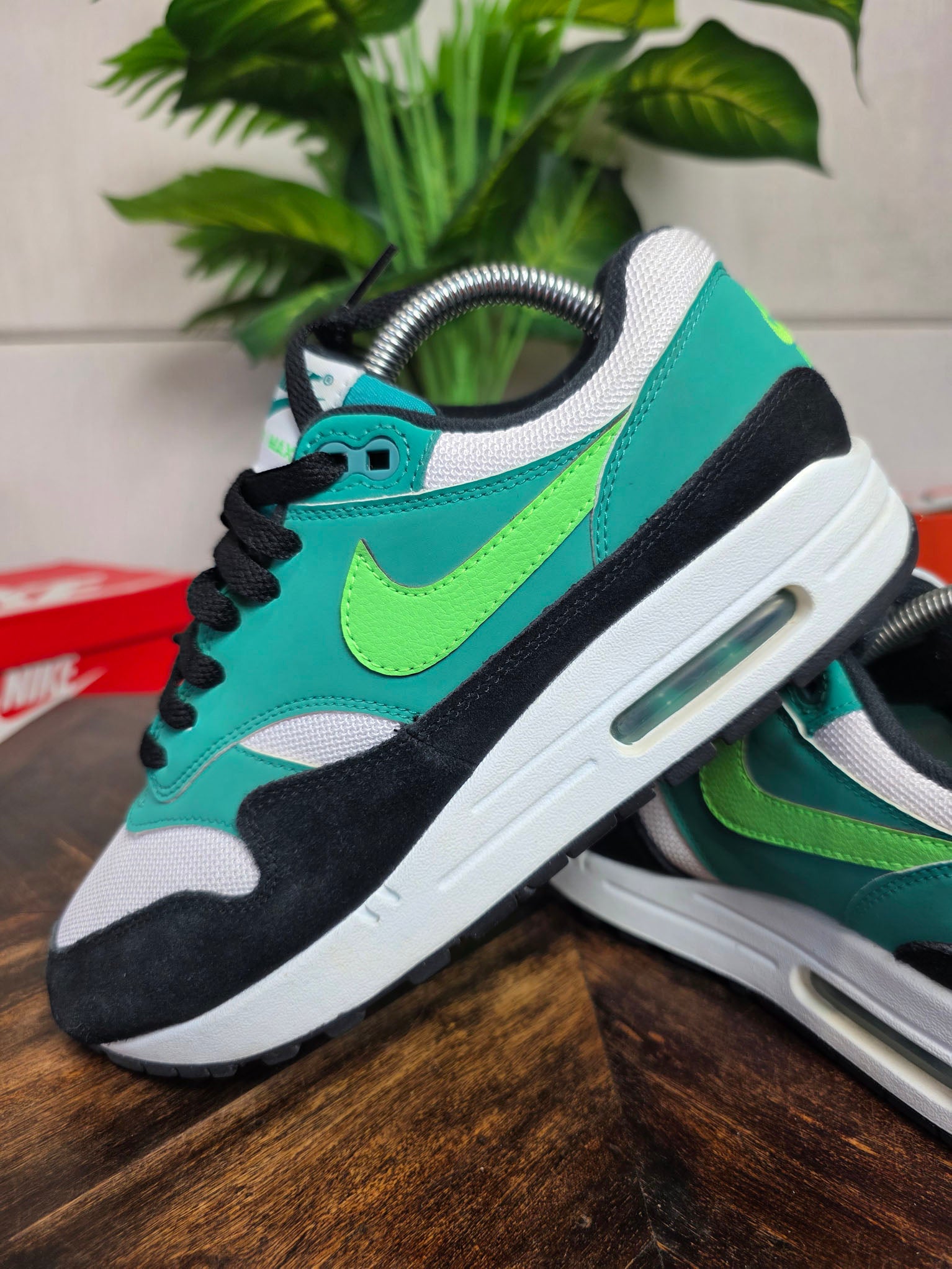 Nike Air Max 1 Neptune Green maat 40