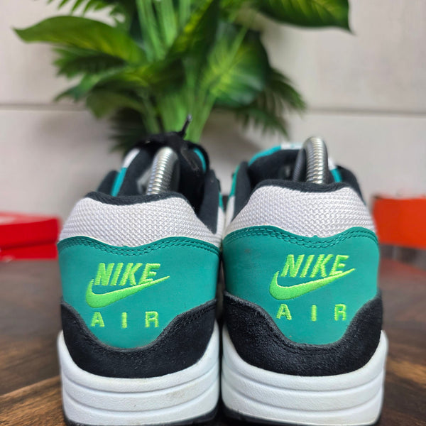 Nike Air Max 1 Neptune Green maat 40