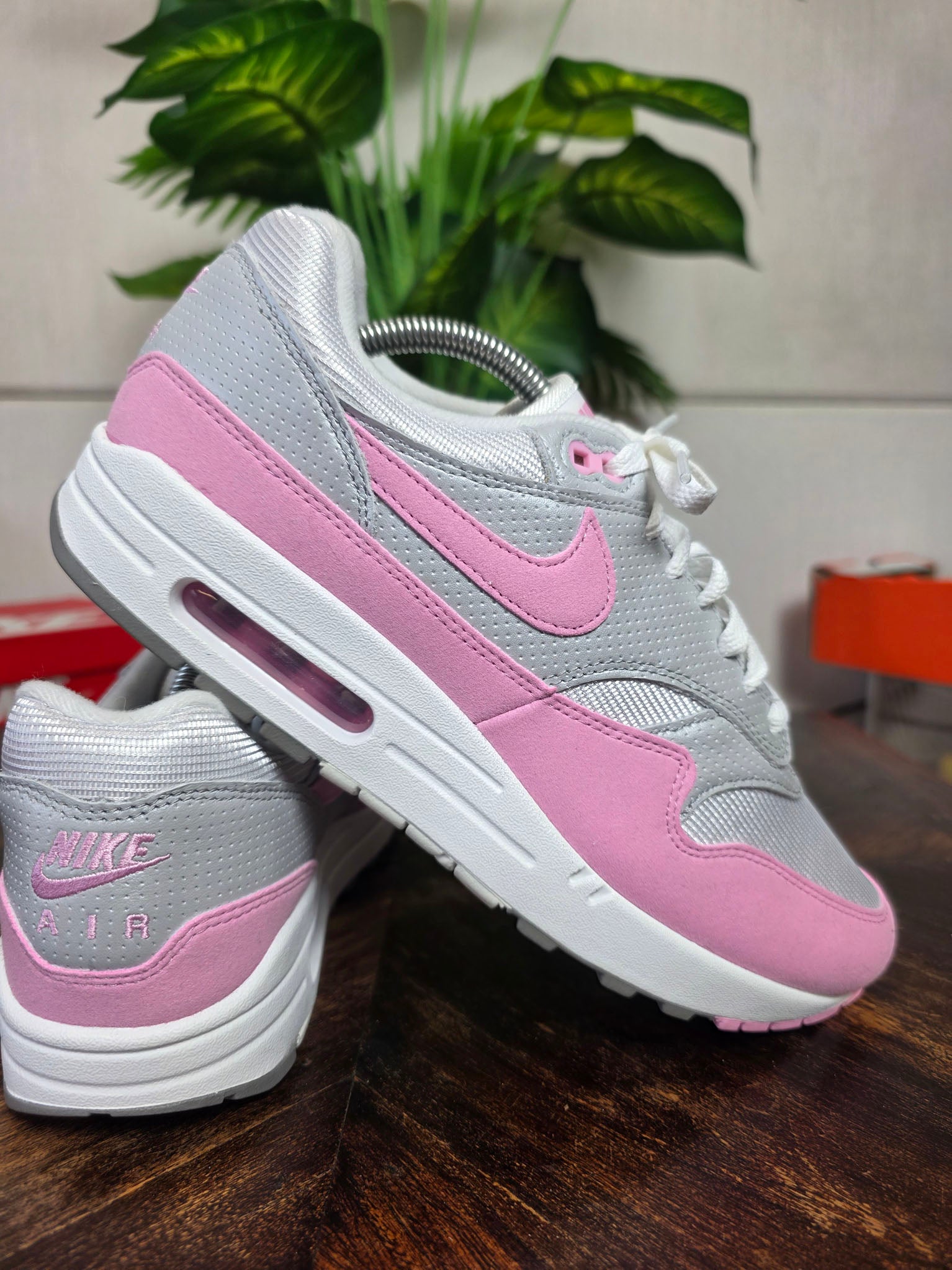 Nike Air Max 1 Pink Rise maat 43
