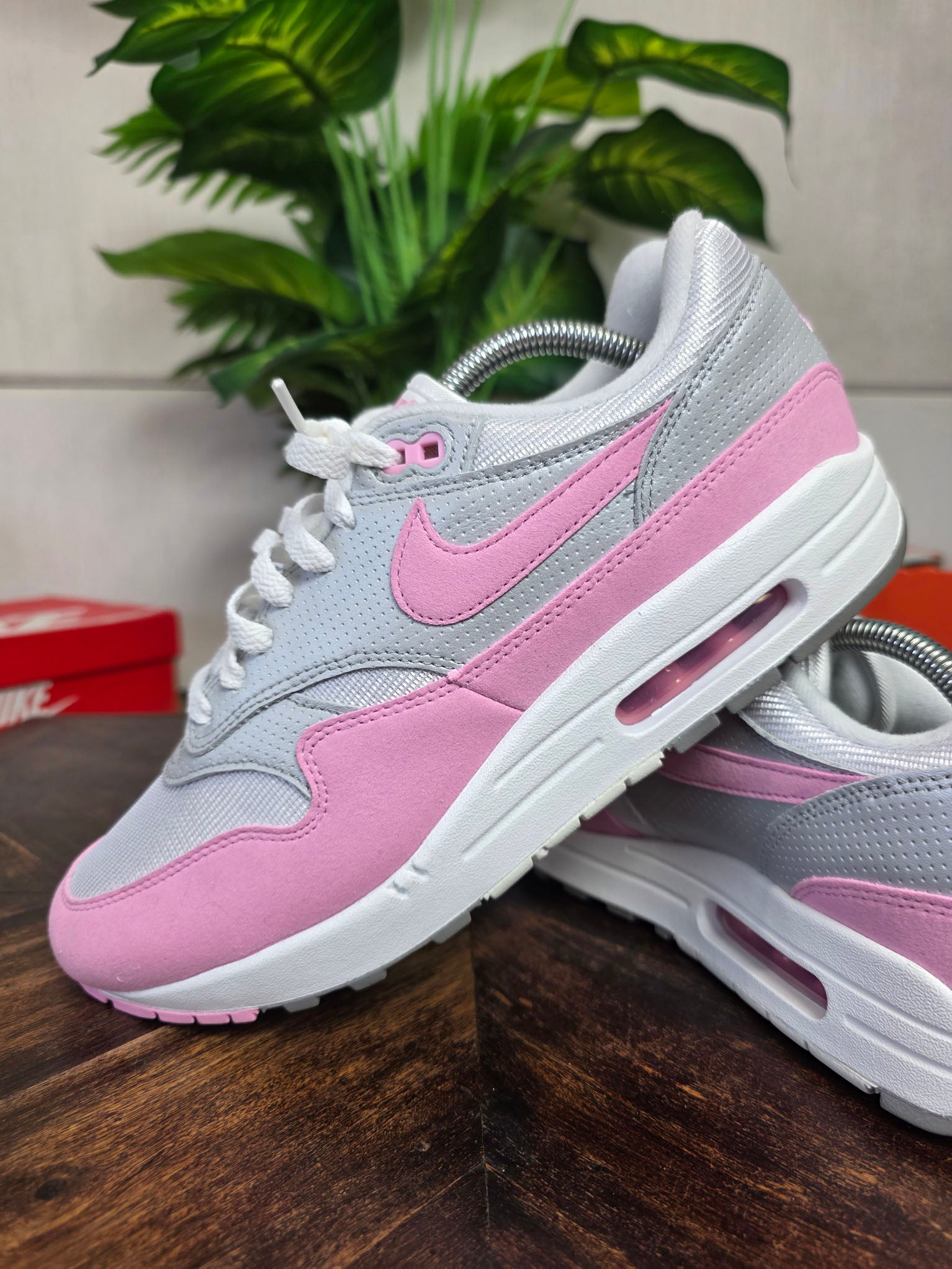 Nike Air Max 1 Pink Rise maat 43