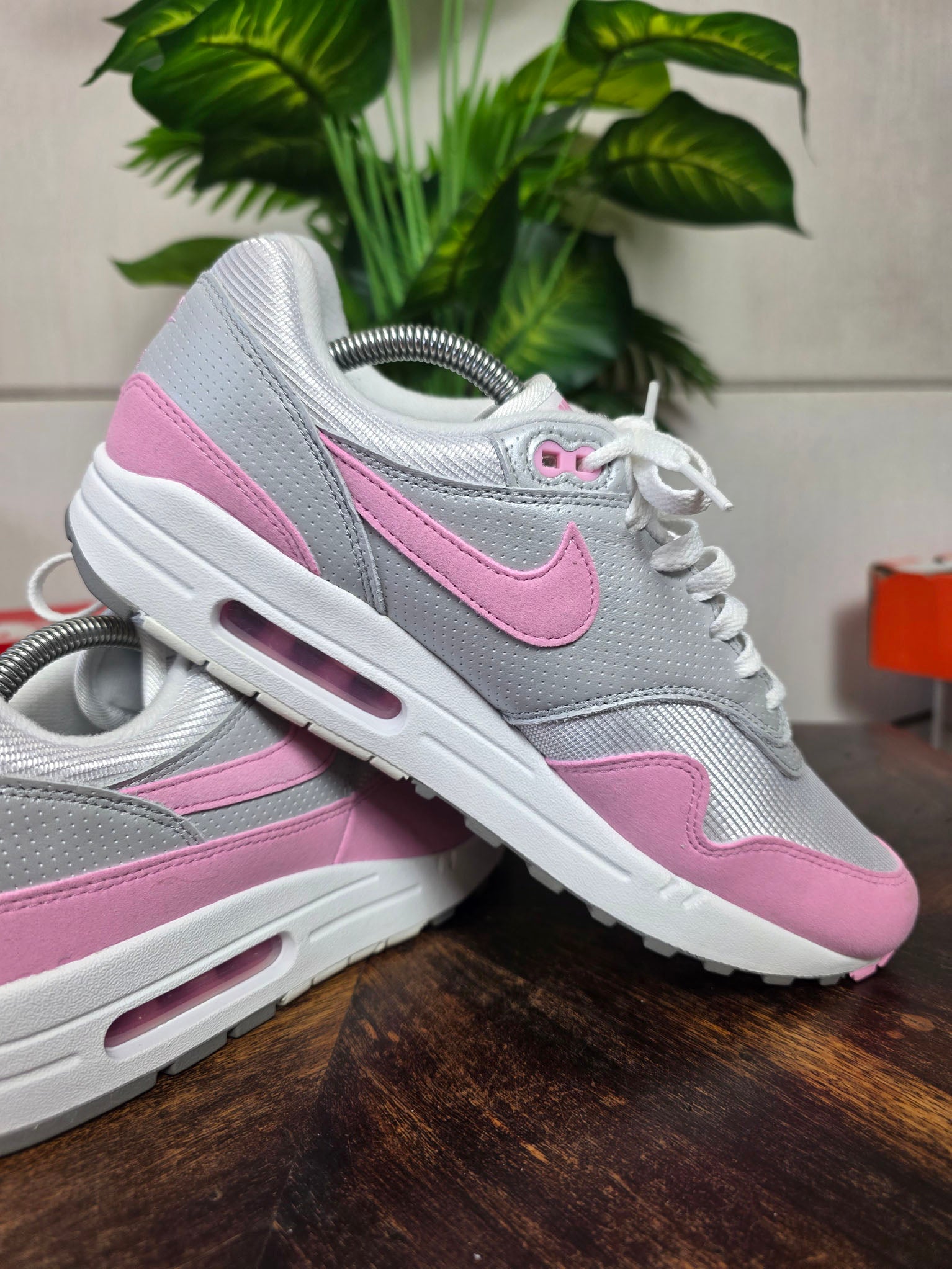 Nike Air Max 1 Pink Rise maat 43