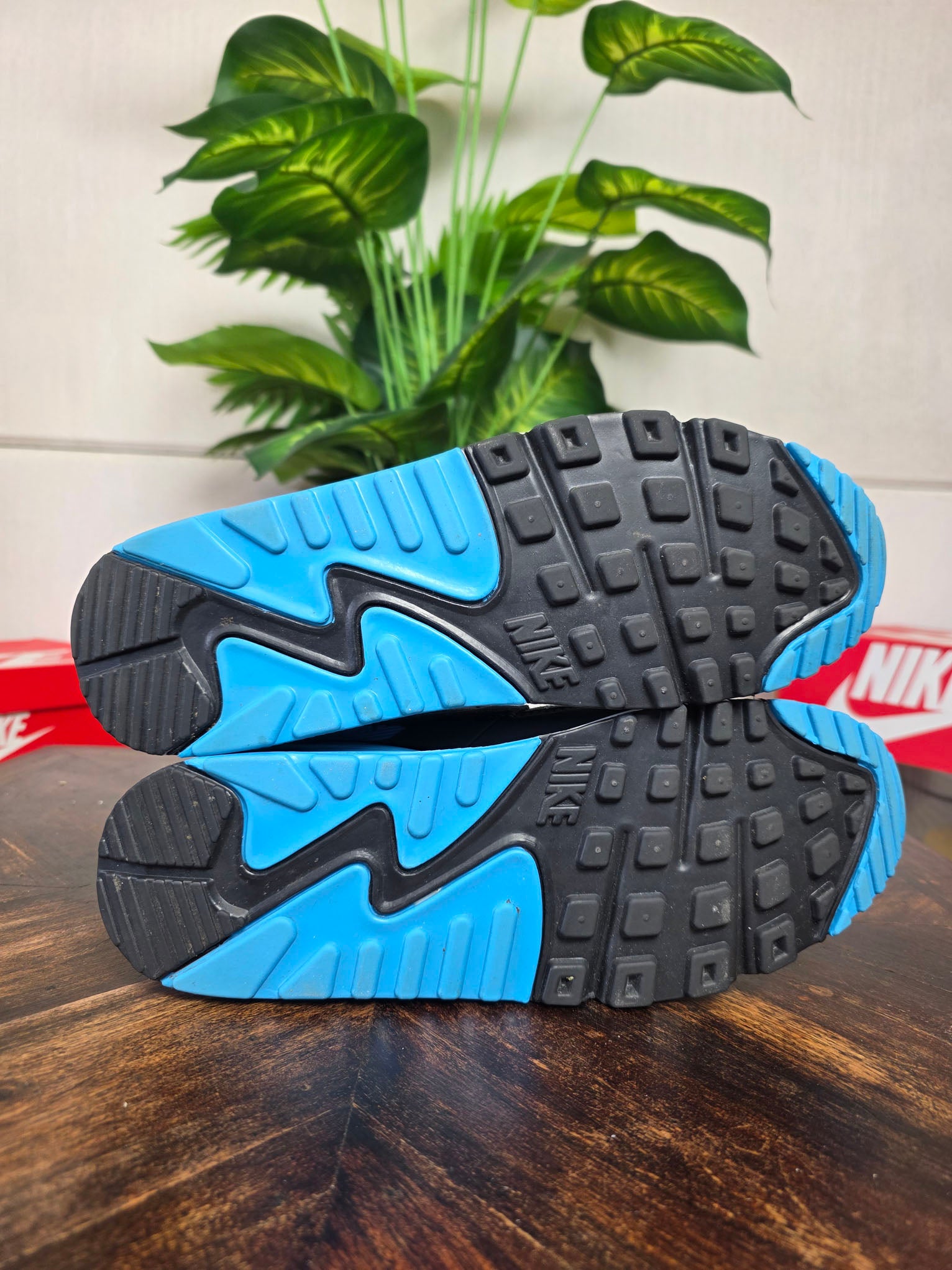Nike Air Max 90 Blue Lightning maat 43