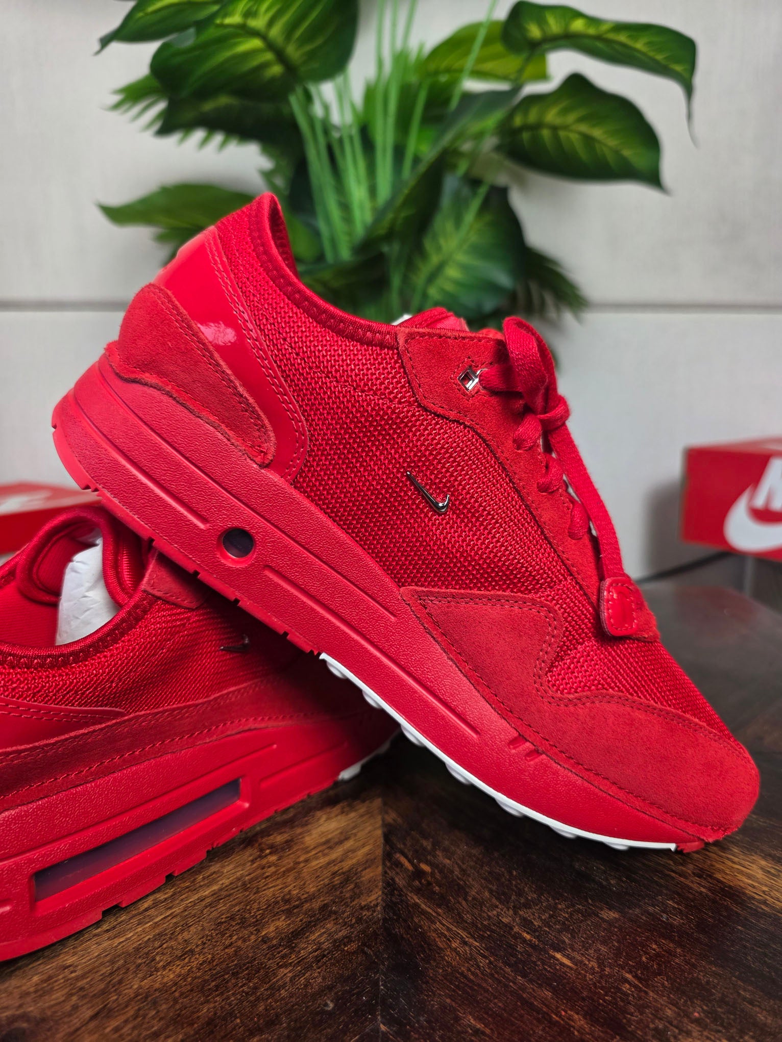 Nike Air Max 1 '86 Jacquemus Mystic Red maat 43