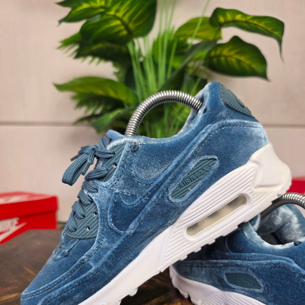 Nike Air Max 90 Lucky Charms Ash Green maat 39