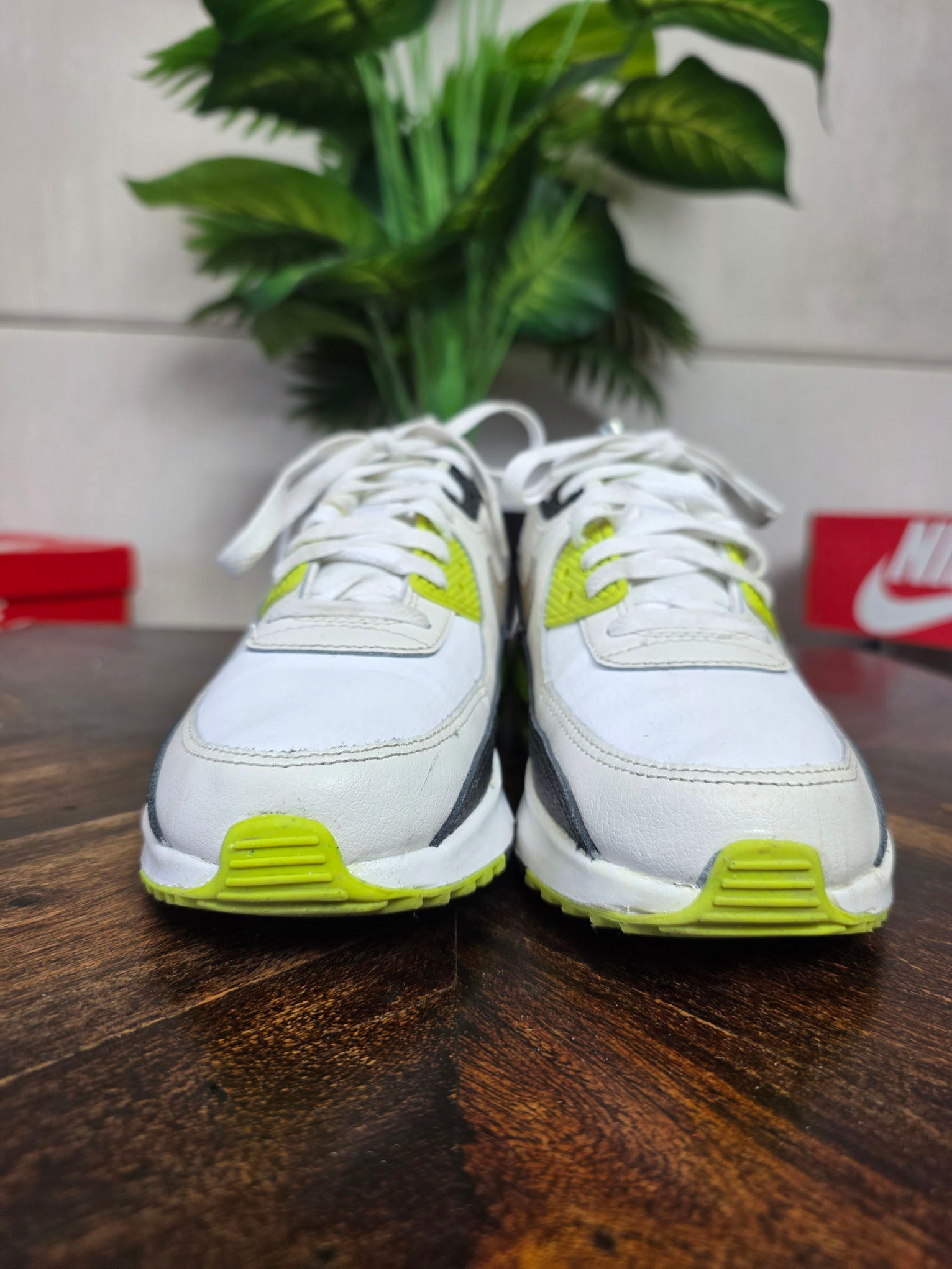 Nike Air Max 90 GS Cyber maat 36