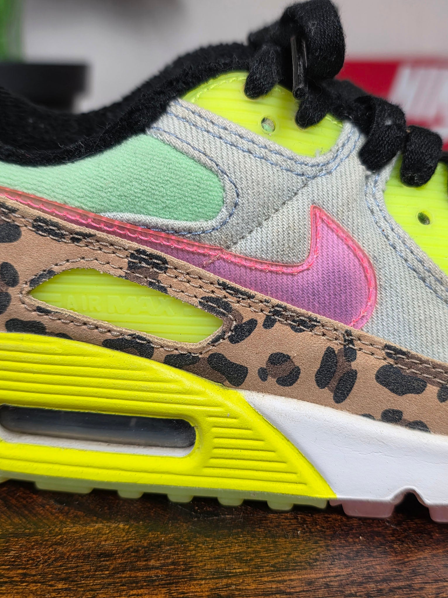 Nike Air Max 90 LX Dancefloor maat 37,5