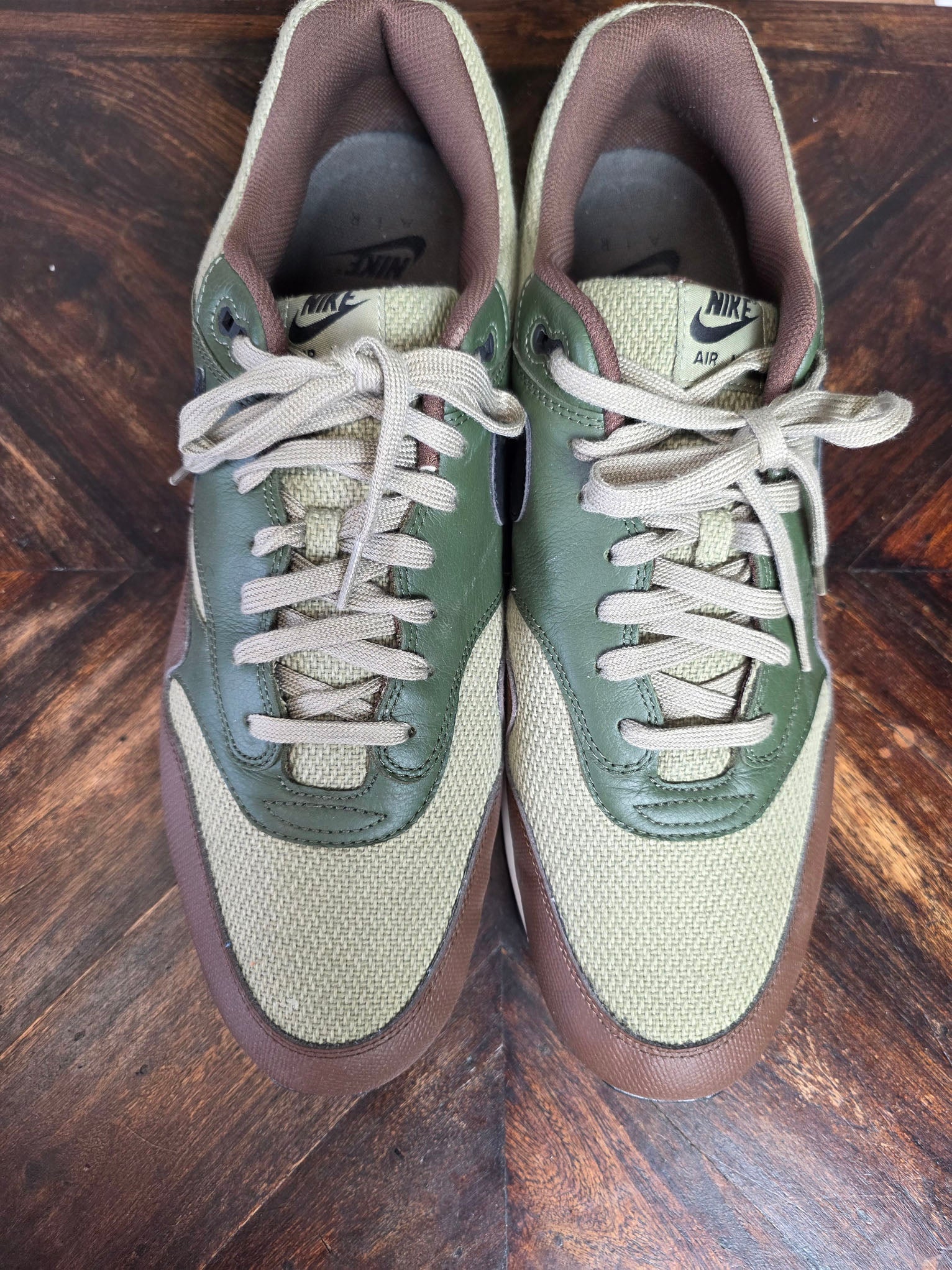Nike Air Max 1 Essential Premium "Neutral Olive Cacao Wow" maat 51,5