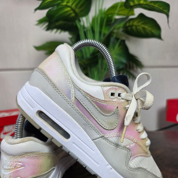 Nike Air Max 1 La Ville Lumière maat 37,5