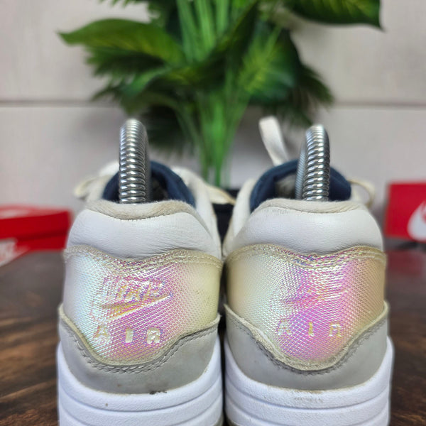 Nike Air Max 1 La Ville Lumière maat 37,5